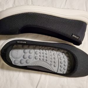 Women’s Crocs Reviva™ Flat